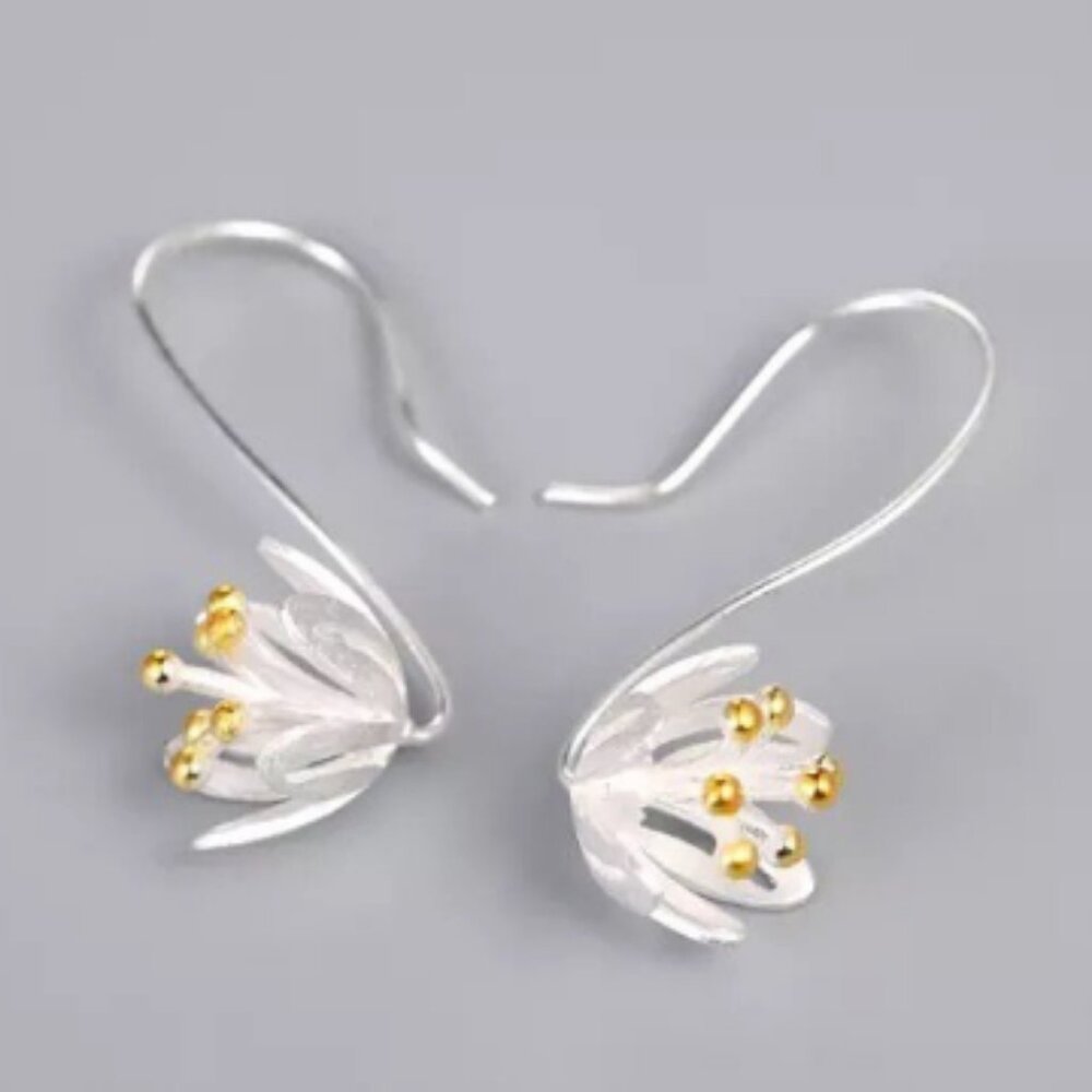 925 Sterling Silver Flower Earrings, Flower Earrings,  Lily Earrings - Picture 4 of 4